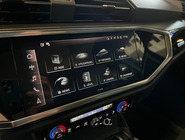 Q3 SPORTBACK S-LINE
